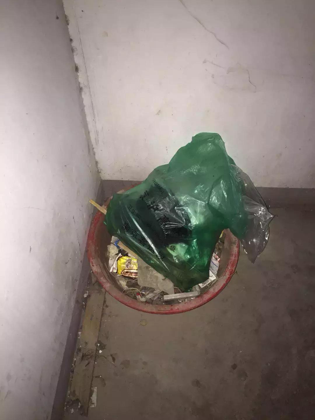 惊了！徐州一老小区，电梯坏了，还卖1.3万/㎡！