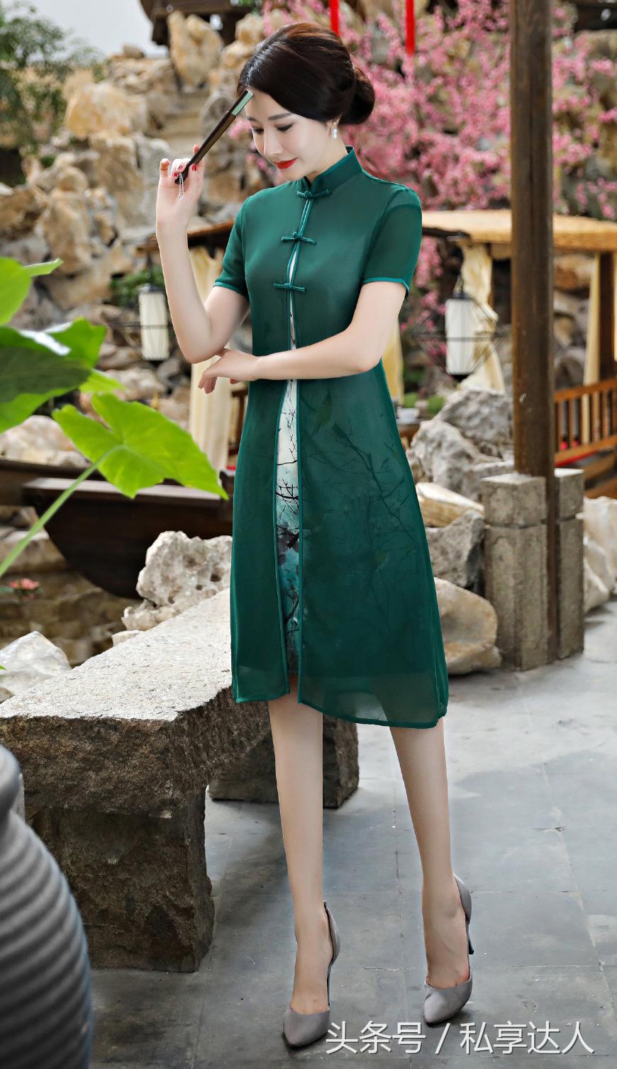 传统旗袍的正确穿搭方式,开叉式旗袍穿搭技巧