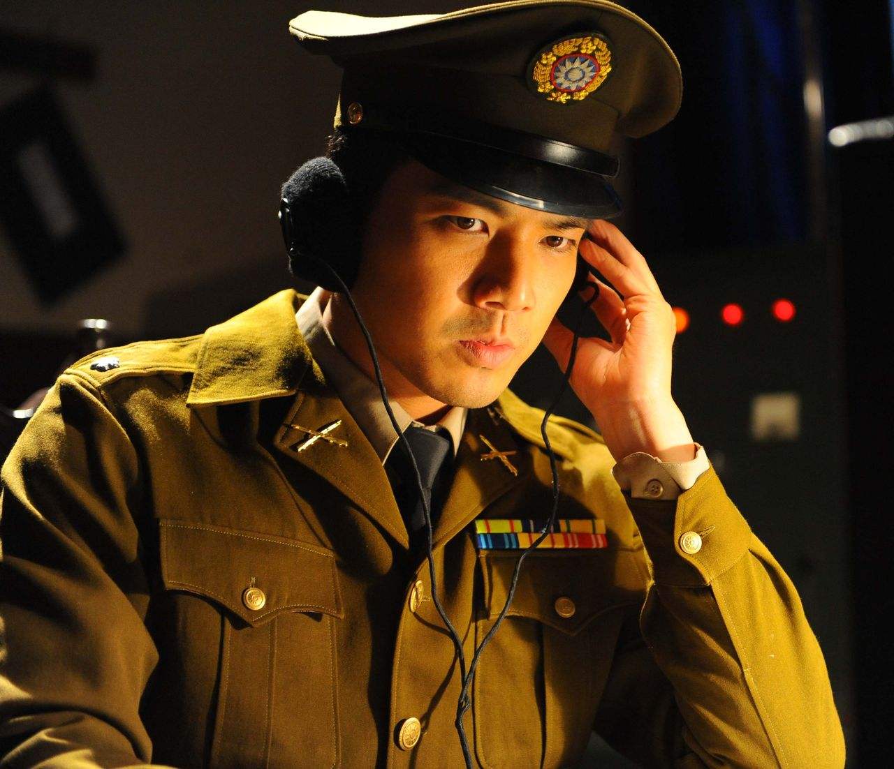 钟汉良杂志盘点之三：迷人性感的气质，时间都会陶醉