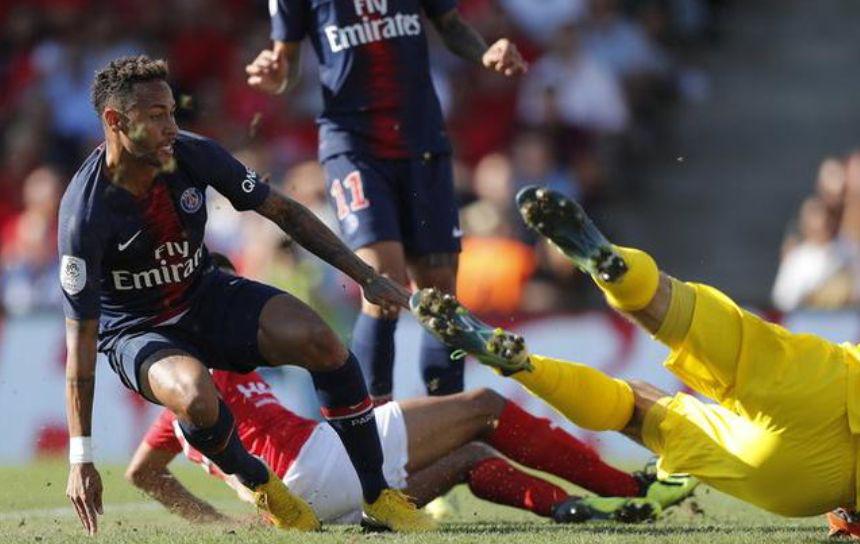 够浪！一场4-2给出欧冠逆袭方程式，无解三叉戟给全欧出了道难题