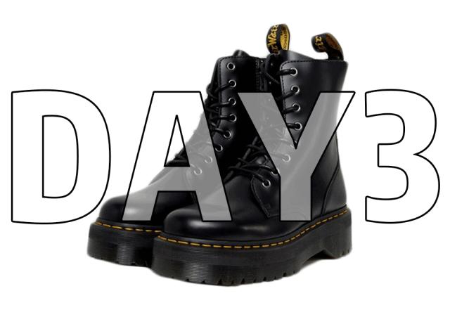 看完员工的鞋子，我哇地一声哭出来