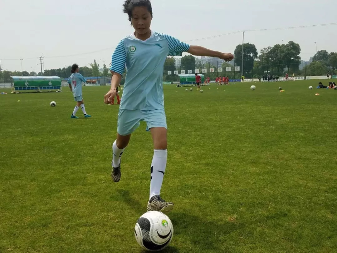 海门体育中心暑假,海门学校体育