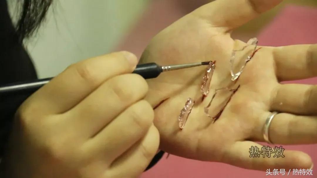 玻璃划伤还原,玻璃划伤手指怎么处理