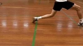 羽毛球如何提高启动速度,羽毛球启动了还是跟不上