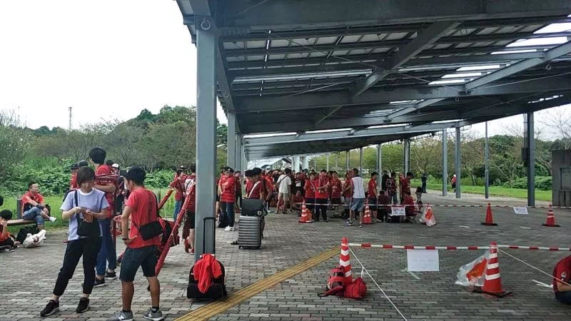 鹿岛鹿角主场气势如虹,鹿岛鹿角主场不敌东京