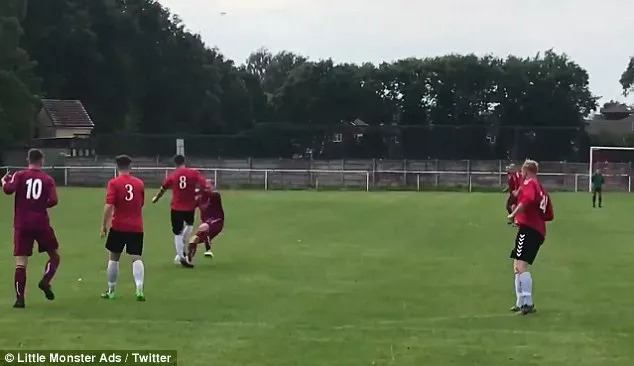 英国足球联赛体系介绍,斯科尔斯欧冠首秀