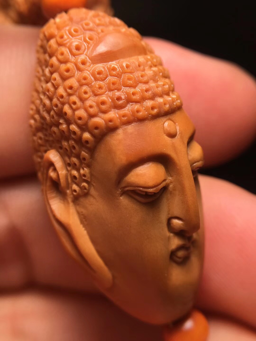 颐缘轩精品橄榄核雕,精品手工橄榄核雕