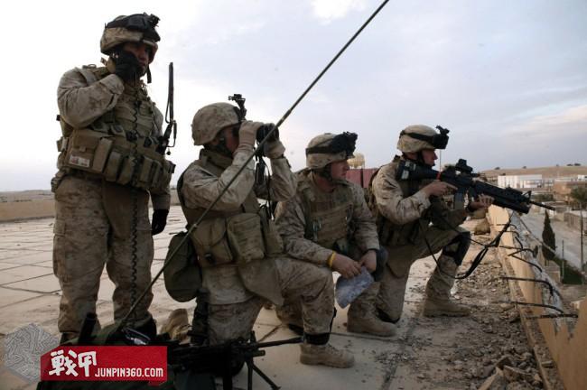 步枪手和机枪手,美国海军陆战队装备m27吗