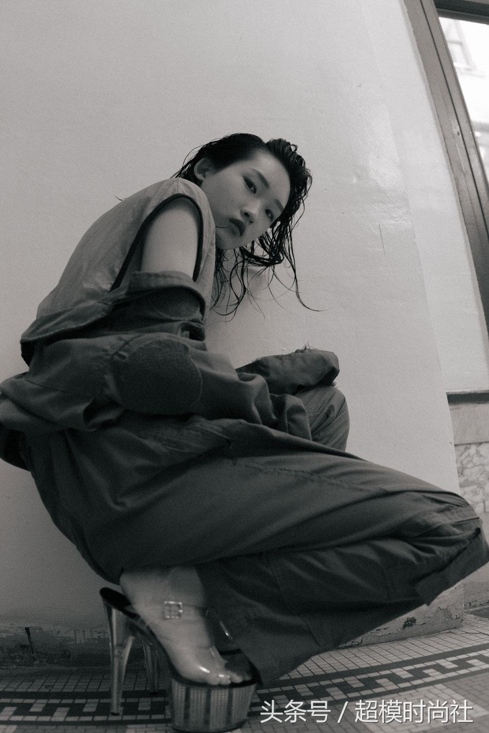 维秘面试PK过吴宜桦及一众外模，新秀贺楚妍，来头只是普通学生？