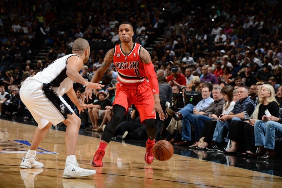 美媒评价保罗10大控卫,美媒评联盟前十得分后卫