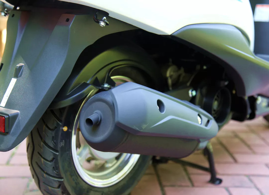 豪爵vh125s珍珠白,豪爵vh125性能怎样