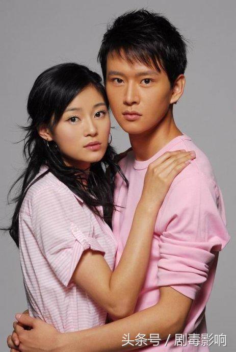 岩男郎出身曾被公司雪藏，与霍建华2度合作出演《如懿》圈粉无数