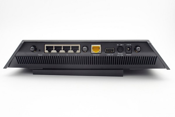 网件r7000按键介绍,网件r7000设置方法