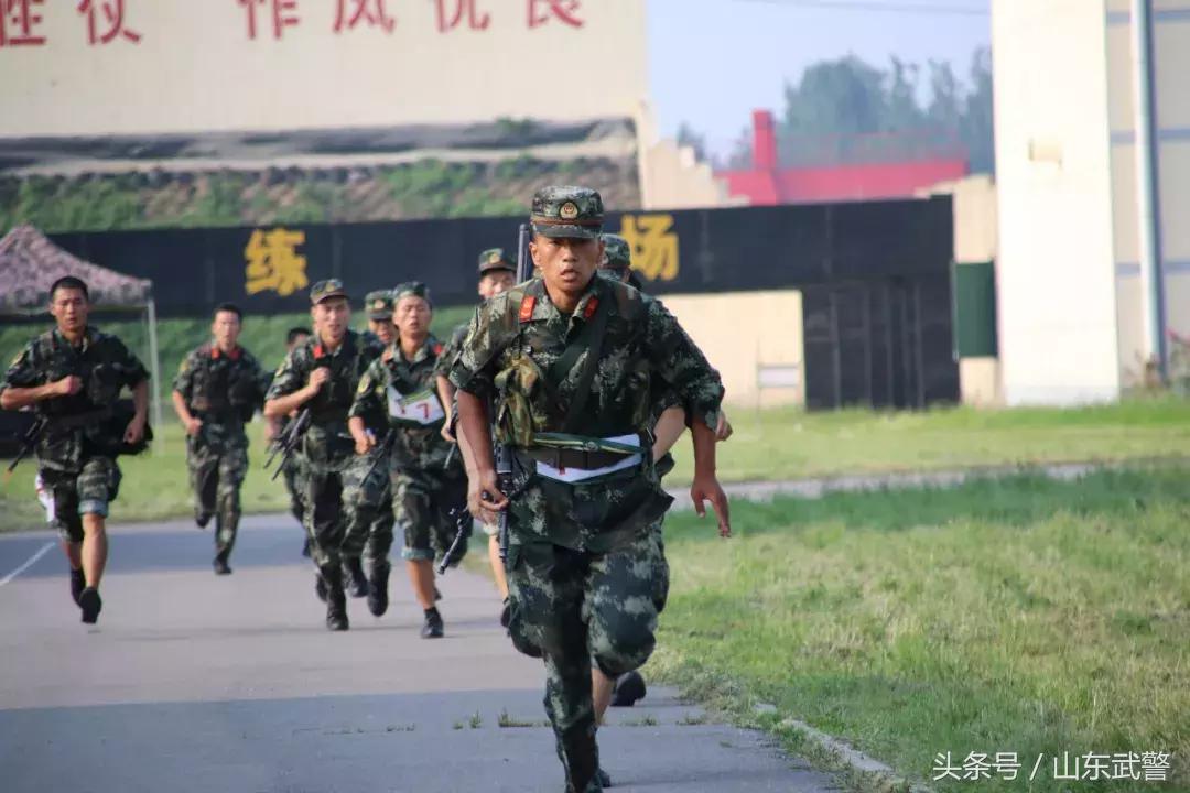 同为训练尖子，在这风起云涌的“战场”上，又会擦出怎样的火花？