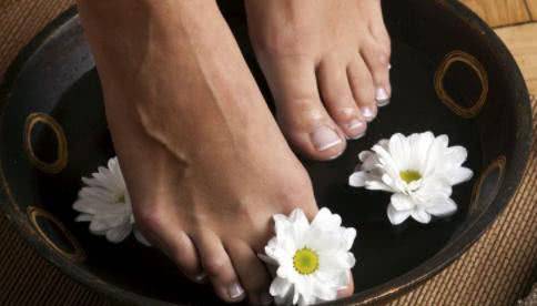 为什么脚会有滋滋滋的感觉,为什么脚总有各种症状