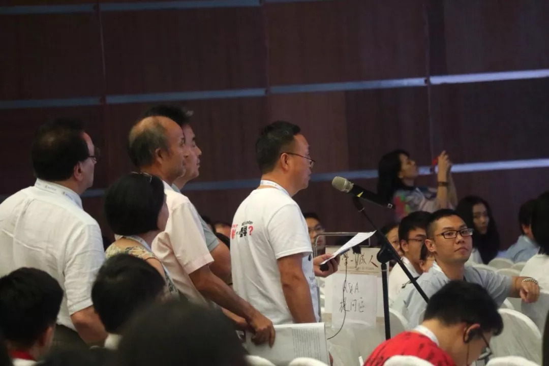 “民哲”们的世界