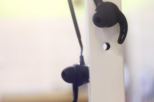 jeetw1钃濈墮鑰虫満,jeetw1涓巜1s钃濈墮杩愬姩鑰虫満璇勬祴