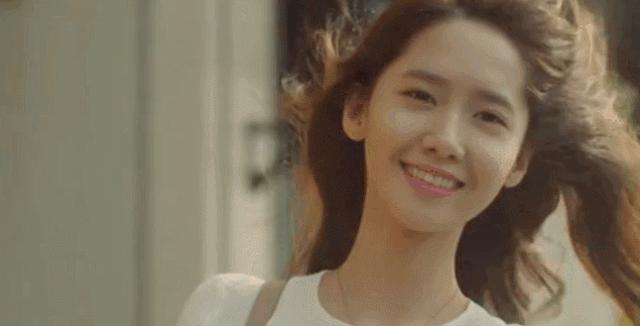 闭口痘痘涂什么药膏医生推荐,闭口粉刺痘痘痘印用什么护肤品