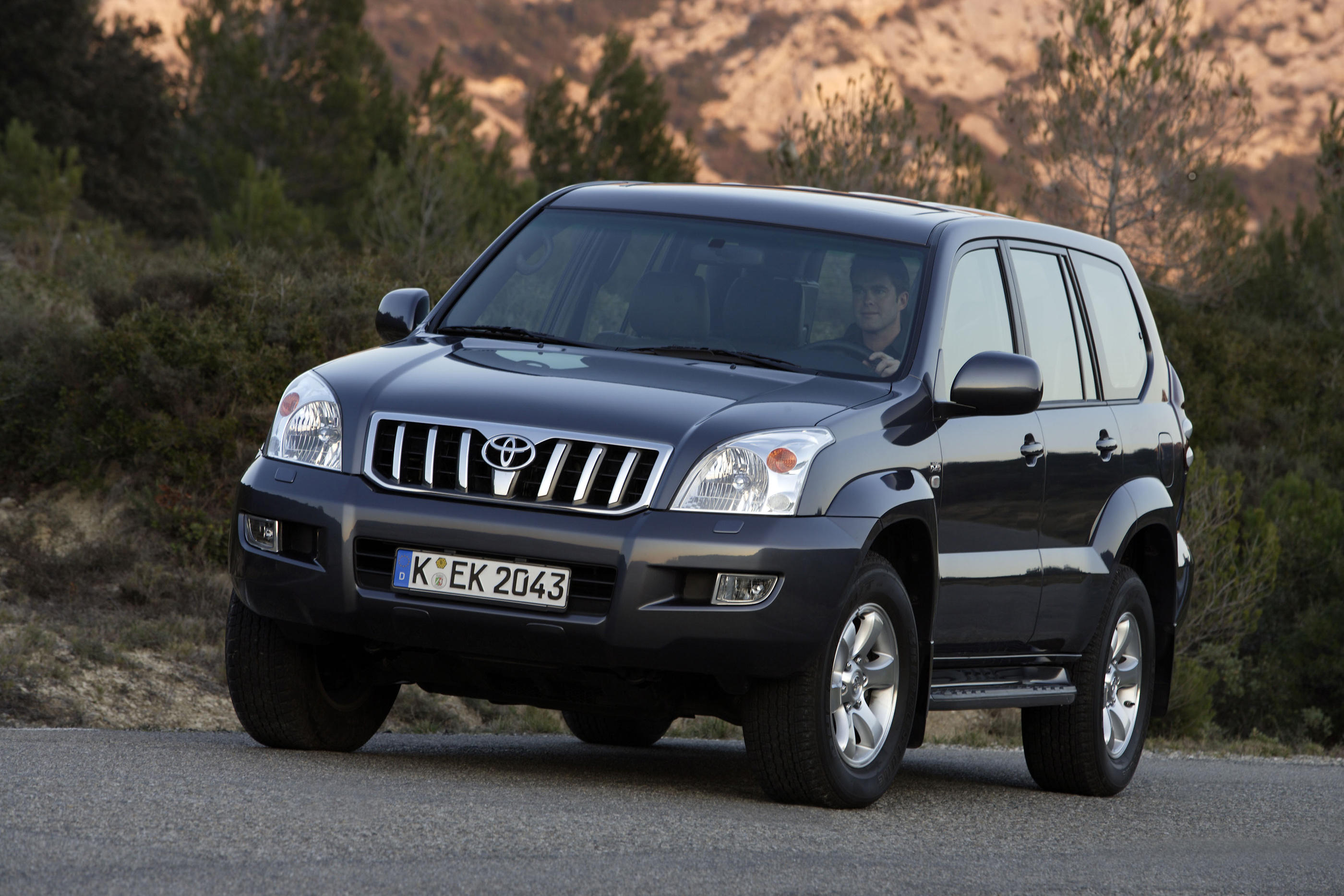 保值率惊人的普拉多，二手真的值得买吗？