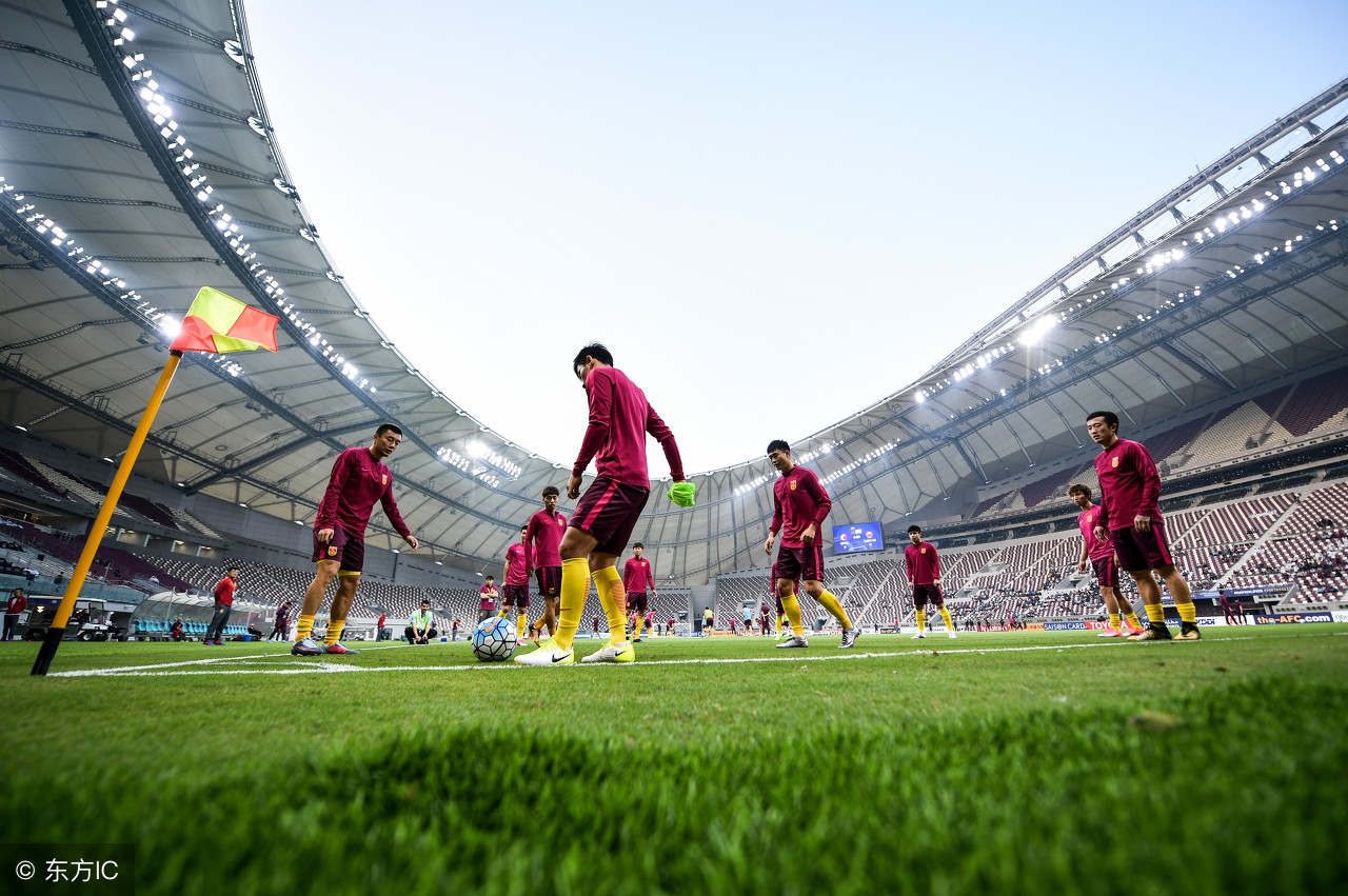 国足卡塔尔世界杯巡礼,国足0-1不敌卡塔尔世界杯