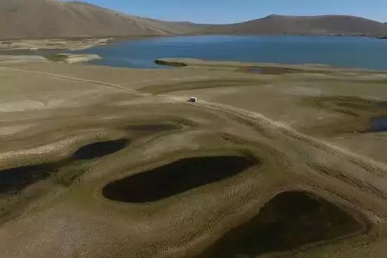 “村官”阿曼古丽一年收到近百辆摩托