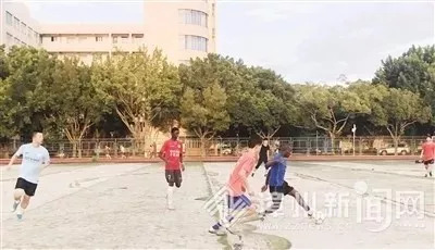 新学期体育锻炼,新学期你的课程表是什么样子的