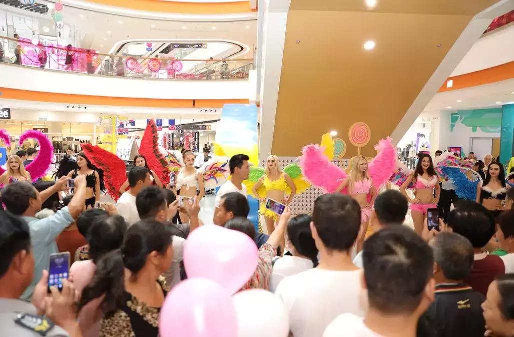 太疯狂了!今天,全淮南人都去了这个地方,万达广场盛大开业……