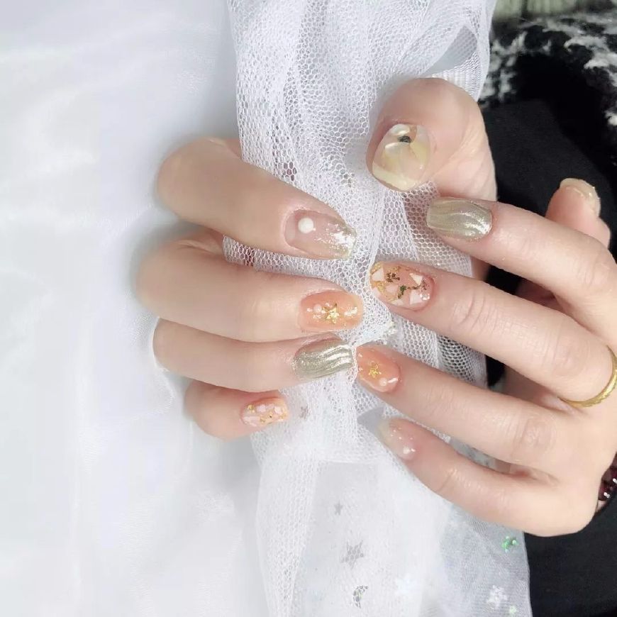 2020夏季爆款美甲水波纹,水波纹的美甲怎么做