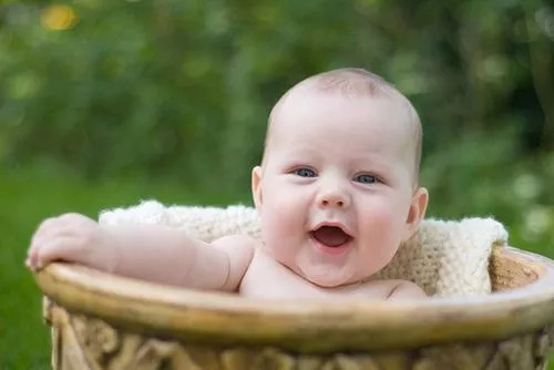 崔玉涛孩子长痱子了怎么处理,宝宝痱子怎么治崔玉涛