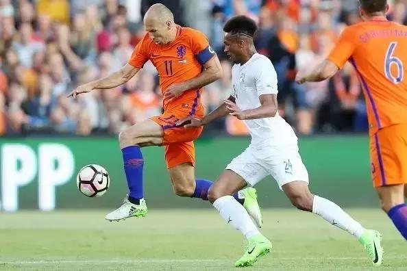 足球训练怎么提高步频,足球训练教你提高跑动速度