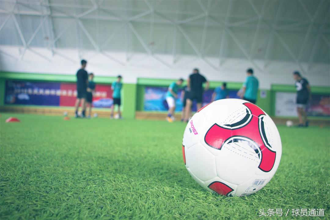 汉森足球培训,足球球员汉森