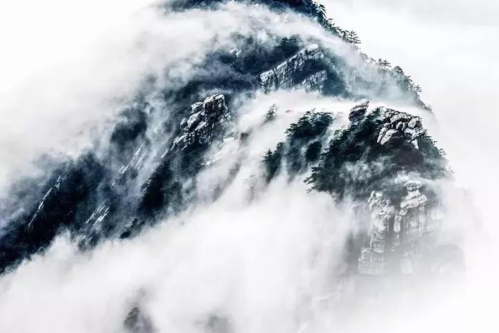 庐山感受李白笔下的诗情画意,世界文化遗产庐山