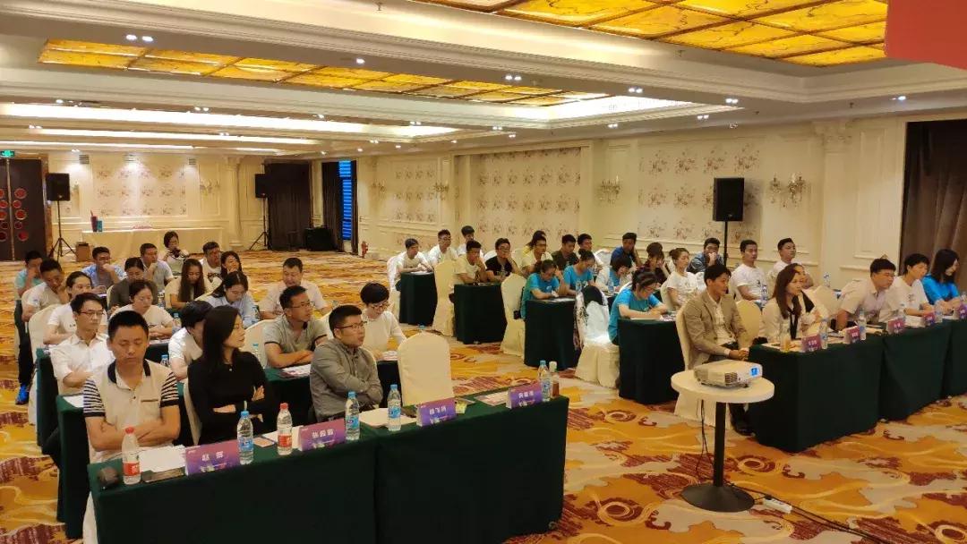 清风智媒|“新生·自强”,一份力,一股绳,一路清风一路行!