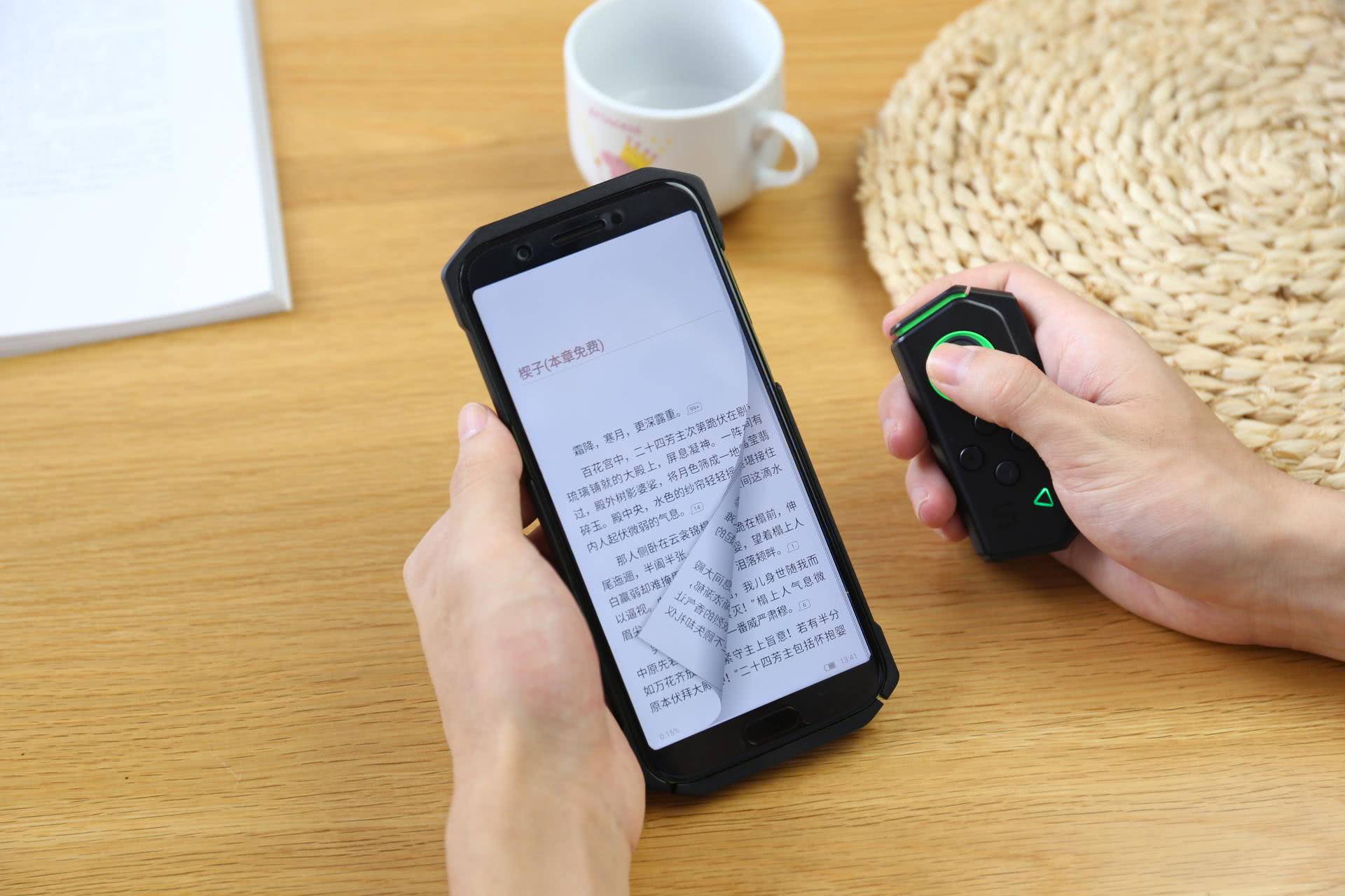 黑鲨游戏手柄吃鸡测评,黑鲨游戏手柄有什么功能