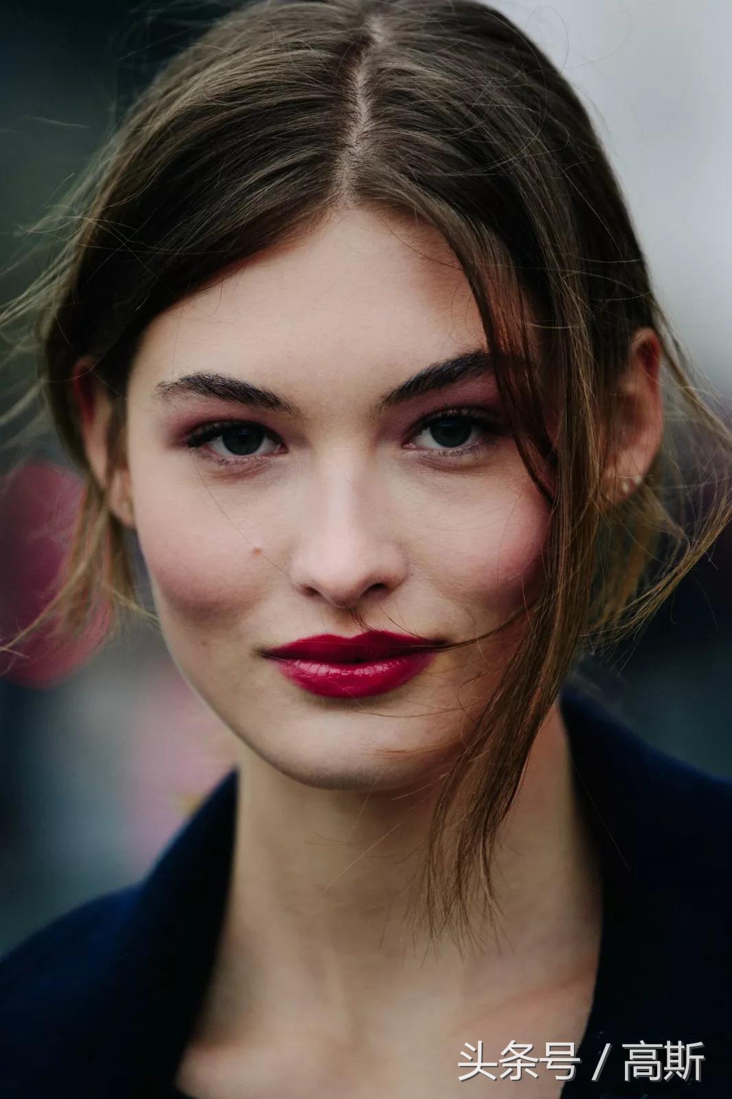 奚梦瑶刘雯同时走维密,维密刘雯奚梦瑶2018