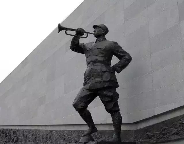 文工团的消失，司号员的重生！