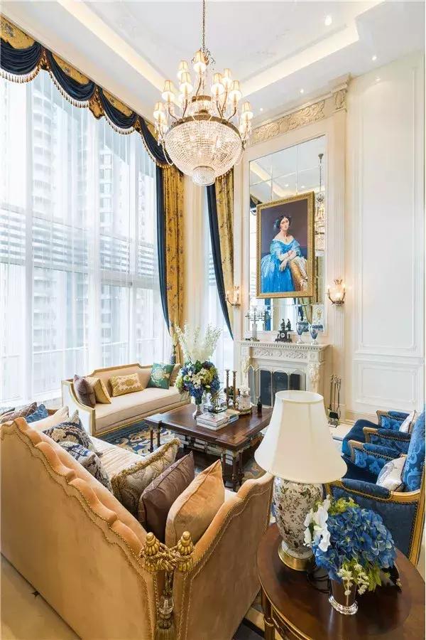 窗帘一丑毁所有！花20万装的新家不如隔壁10万简装