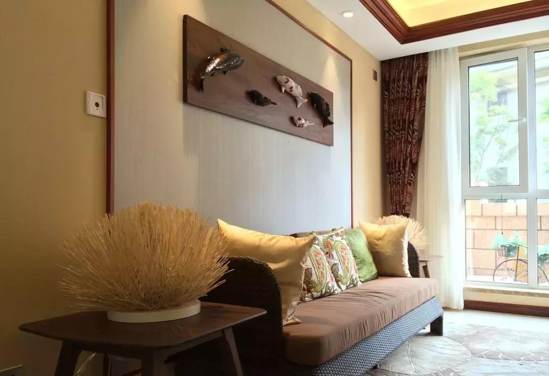 窗帘一丑毁所有！花20万装的新家不如隔壁10万简装