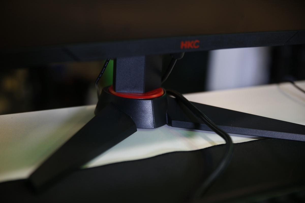 hkctg271q显示器评测开箱,hkctg271q白色显示器测评