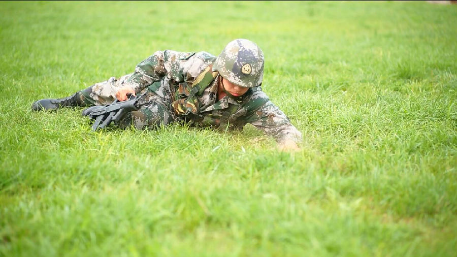 国防训练实弹射击,国防在线空中训练课