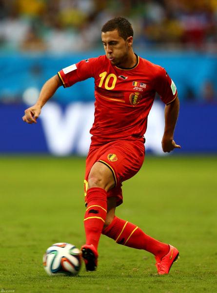 当今足坛最强十大球员,足坛年薪最高的五位球员姆巴佩