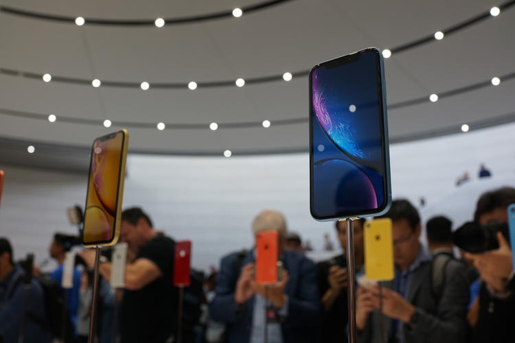 苹果新发布三款手机价格,苹果发布最便宜5giphone