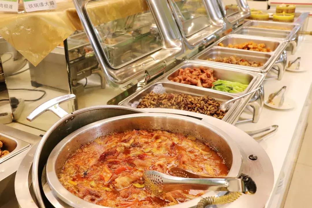 长春独一份的清真自助烤涮一体才59.9元一位，肉质好的不像话！