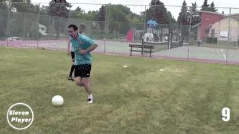 篮球野球场过人技巧,足球运球过人的方法及技巧