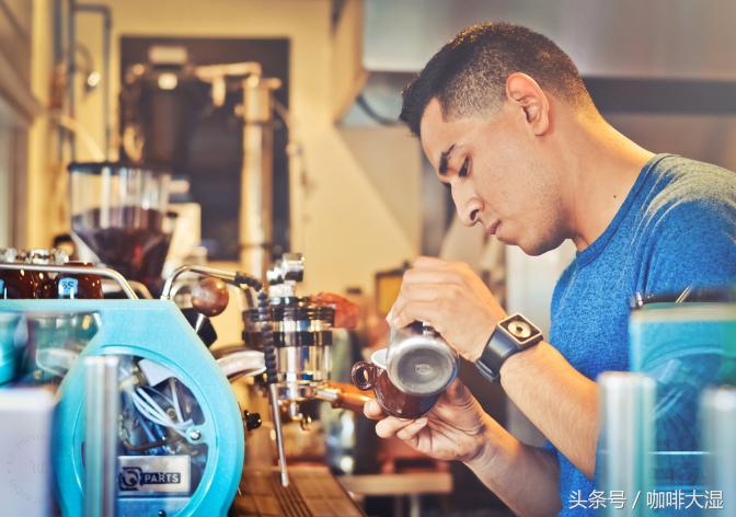 星巴克咖啡师的条件,星巴克咖啡师工作