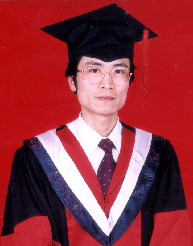 含泪送别医生,含泪送白衣天使出征