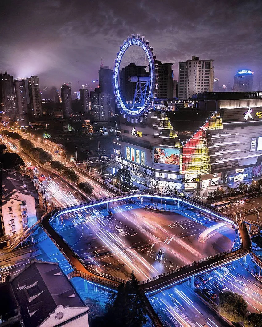 上海最新航拍震撼视频,外媒上海夜景被震撼视频