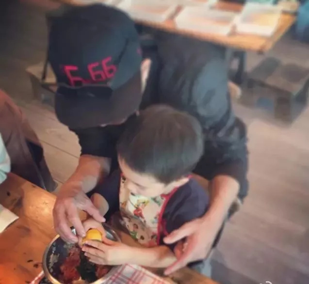 被明星这种育儿方式种草,广发途牛卡让你做“明星”父母