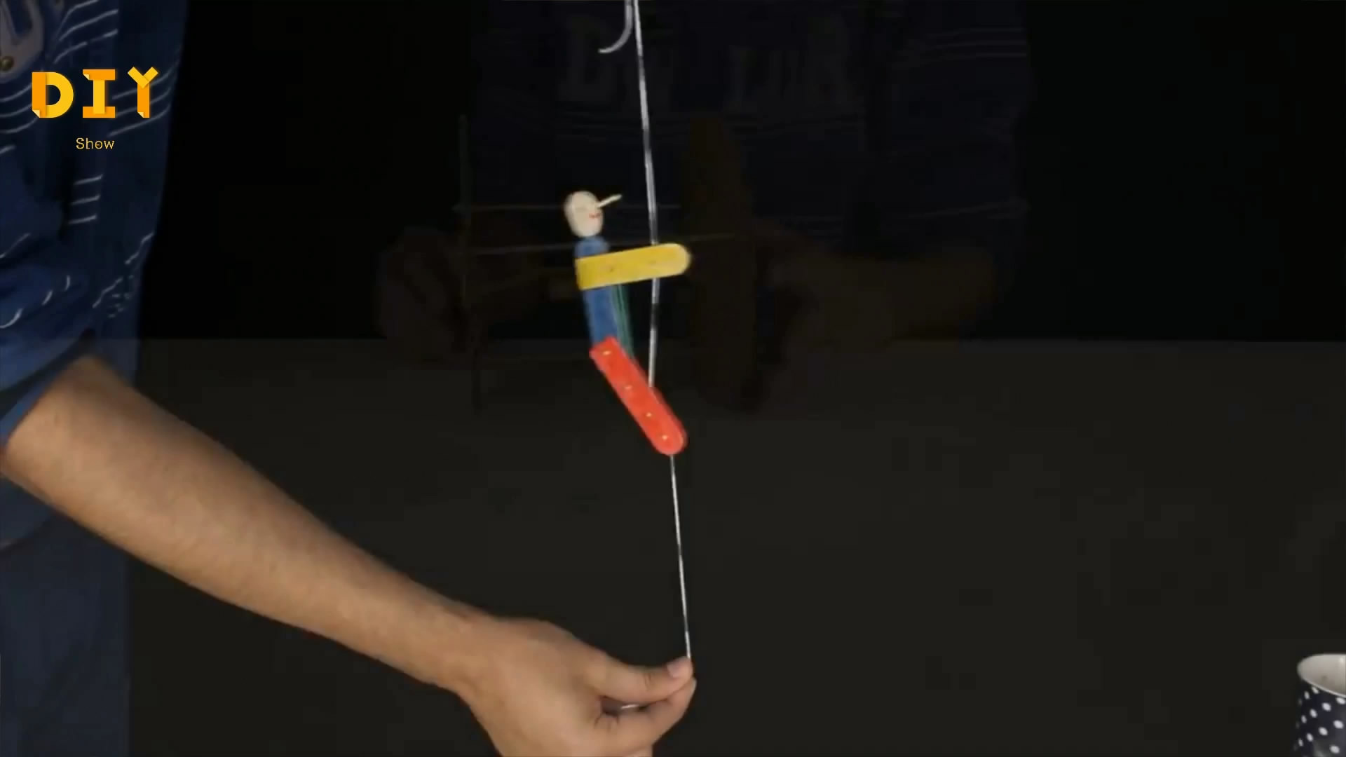 动手制作小手工玩具diy,简易玩具制作方法50字