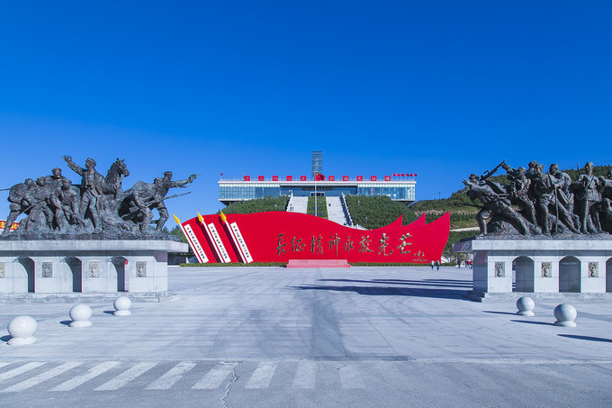 固原六盘山，毛主席说不到长城非好汉，此长城不是彼长城